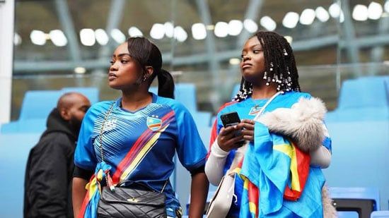 فتيات الكونغو فى المدرجات فتيات الكونغو فى المدرجات