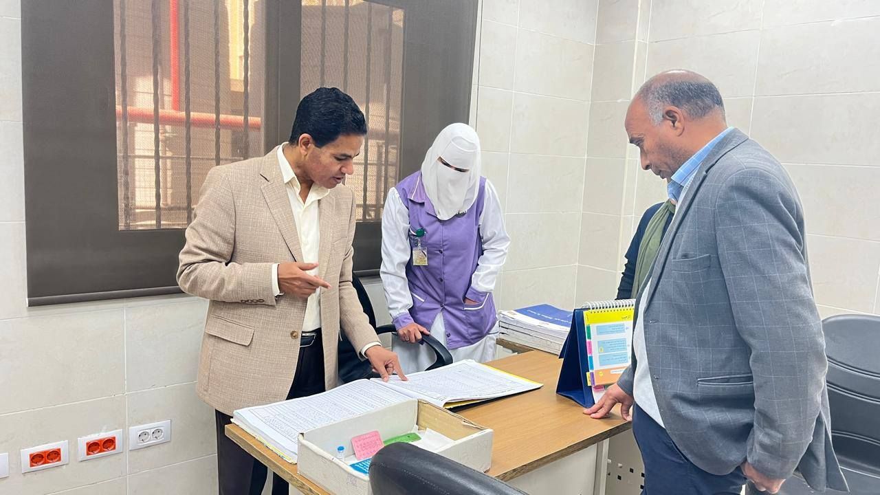 متابعة فحص 698 حالة مجاناً بقافلة علاجية لخدمة المناطق الأكثر احتياجاً متابعة فحص 698 حالة مجاناً بقافلة علاجية لخدمة المناطق الأكثر احتياجاً