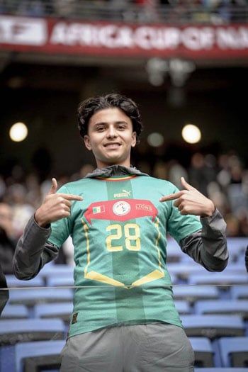 غربى يساند منتخب السنغال غربى يساند منتخب السنغال