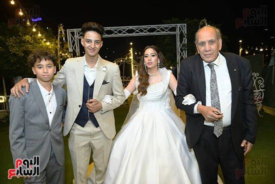 منير-مكرم-يحتفل-بزفاف-ابنته منير-مكرم-يحتفل-بزفاف-ابنته