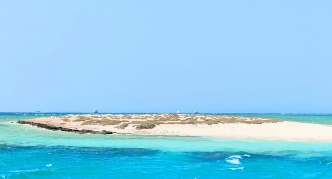 اجمل الجزر،البحرية