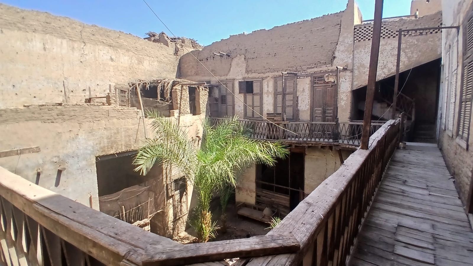 وكالة قديمة بقنا وكالة قديمة بقنا