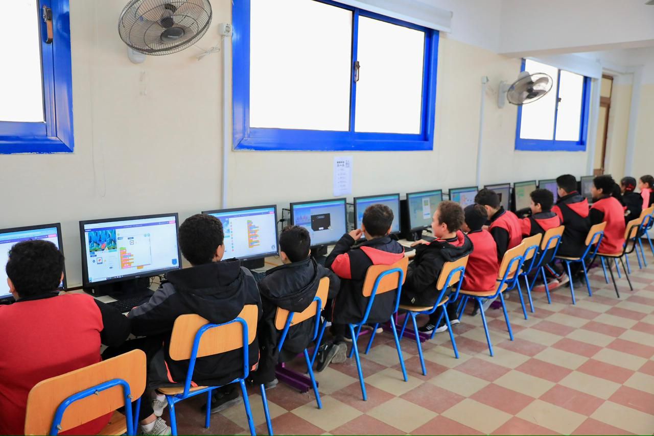 المدرسة المصرية اليابانية بالعبور المدرسة المصرية اليابانية بالعبور