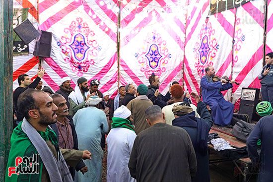 التواشيح تلامس السماء