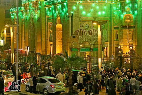 القلوب متجهة نحو المقام