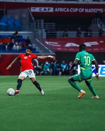 مروان عطية خلال المباراة مروان عطية خلال المباراة