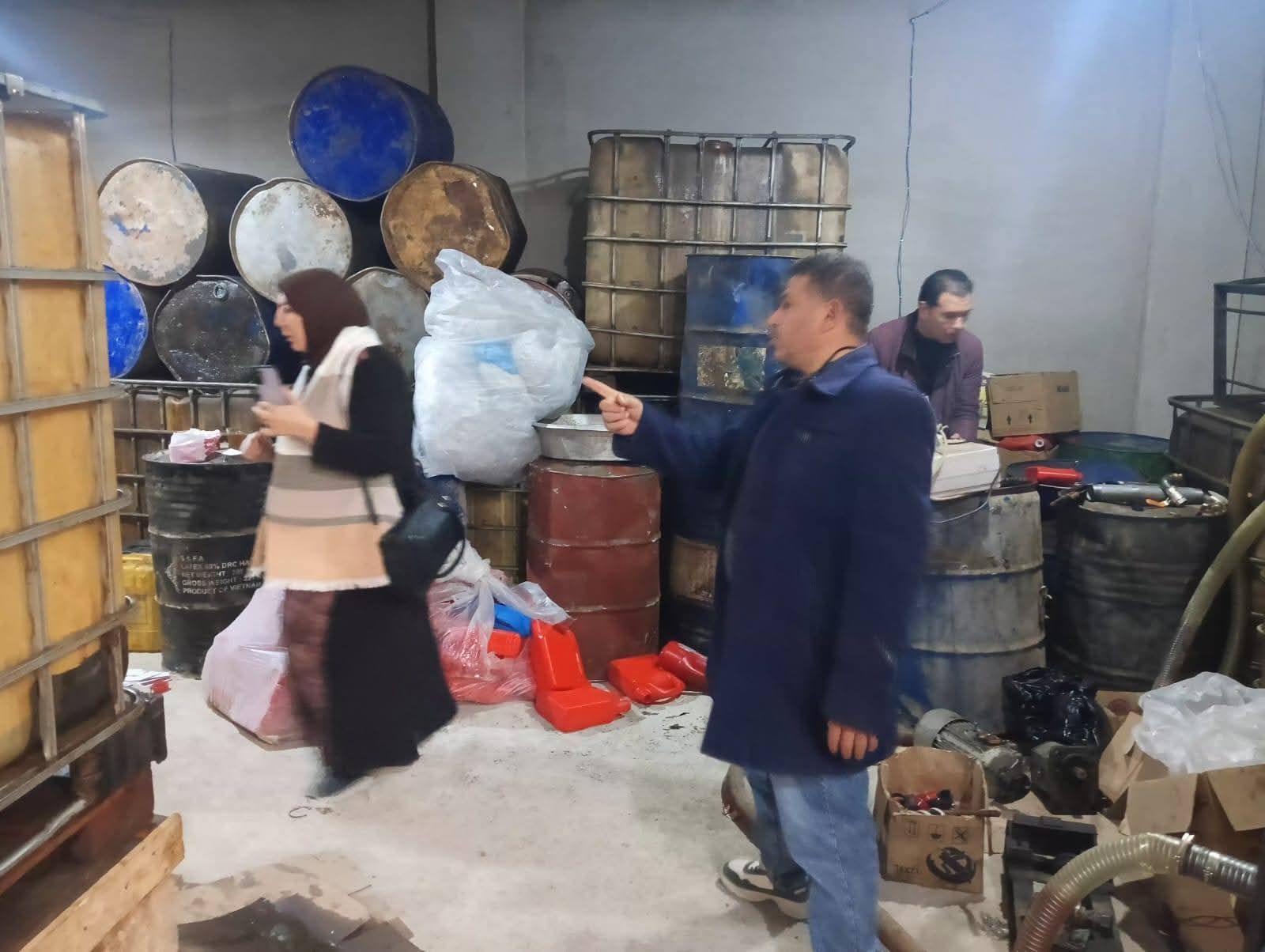 زيوت السيارات المستعملة (3) زيوت السيارات المستعملة (3)