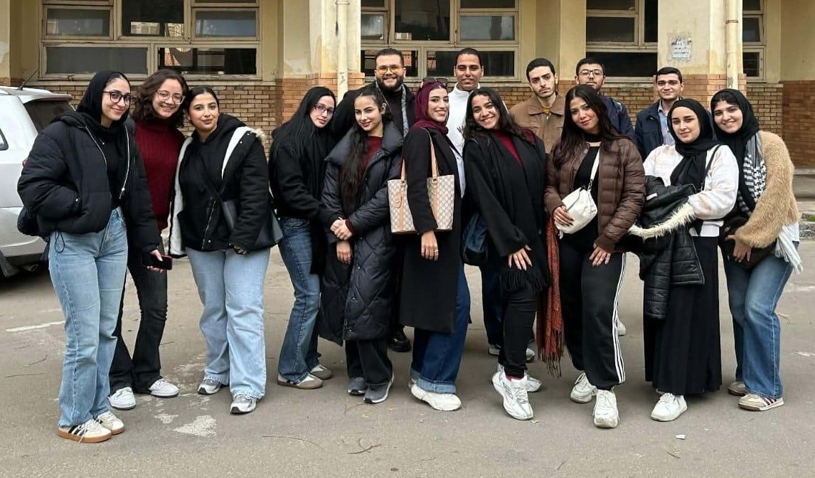 الطلاب والطالبات المشاركين فى المبادرة بالإسكندرية الطلاب والطالبات المشاركين فى المبادرة بالإسكندرية