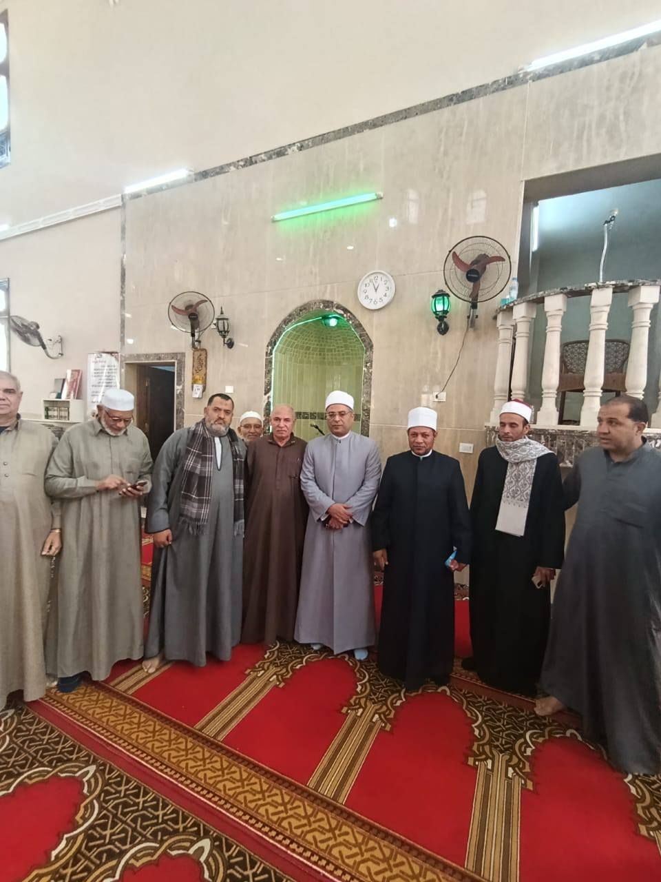 مدير أوقاف القليوبية يفتتح مسجد بالعبور مدير أوقاف القليوبية يفتتح مسجد بالعبور