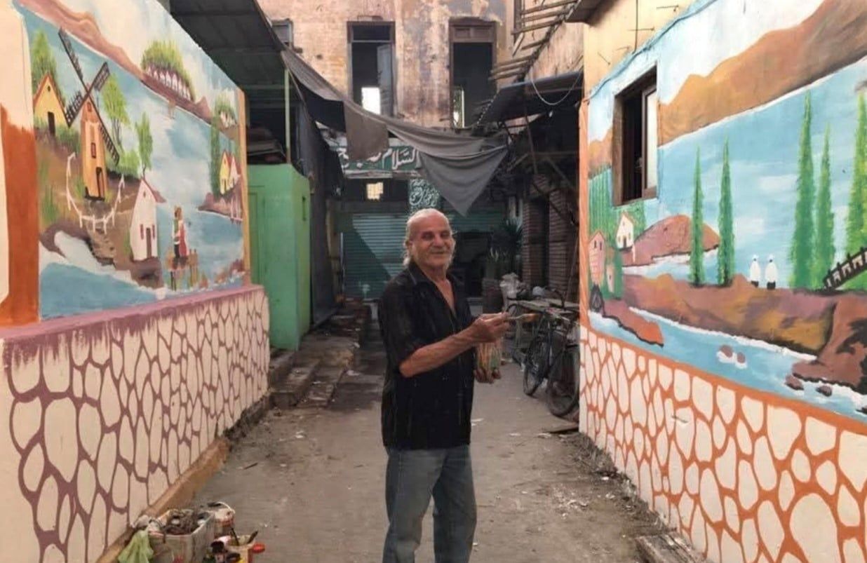 احد الفنانين بالسوق احد الفنانين بالسوق