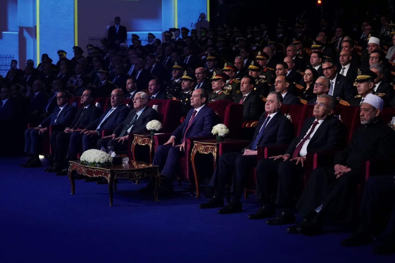 39017632-c616-4318-8f15-86c4392b60de 39017632-c616-4318-8f15-86c4392b60de