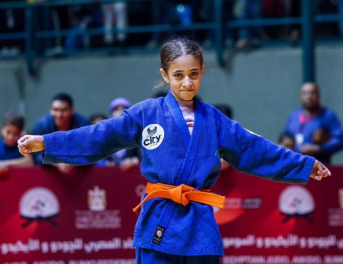 حلا محمد عادل تحصد الميدالية الذهبية حلا محمد عادل تحصد الميدالية الذهبية