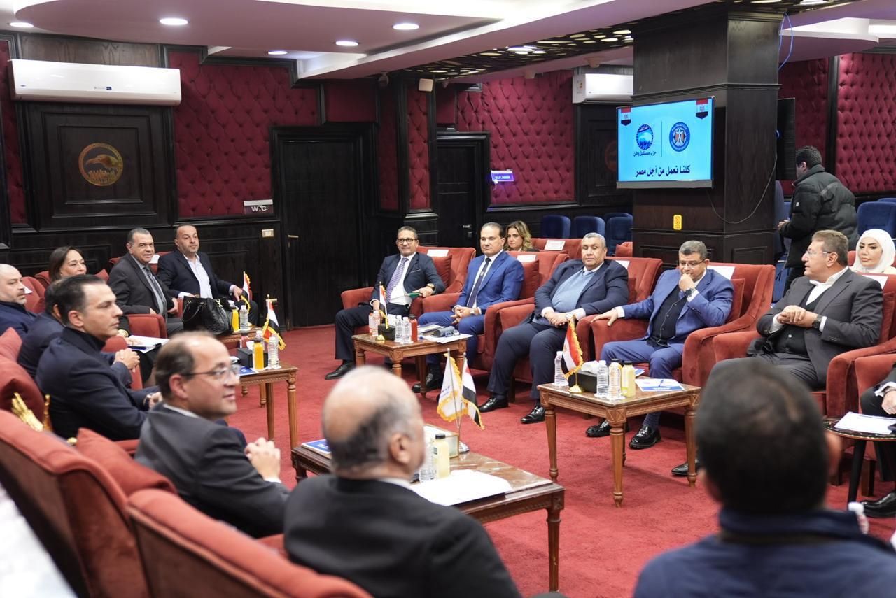 d7848ad4-9c99-484c-b9d4-4db8855e6055 d7848ad4-9c99-484c-b9d4-4db8855e6055