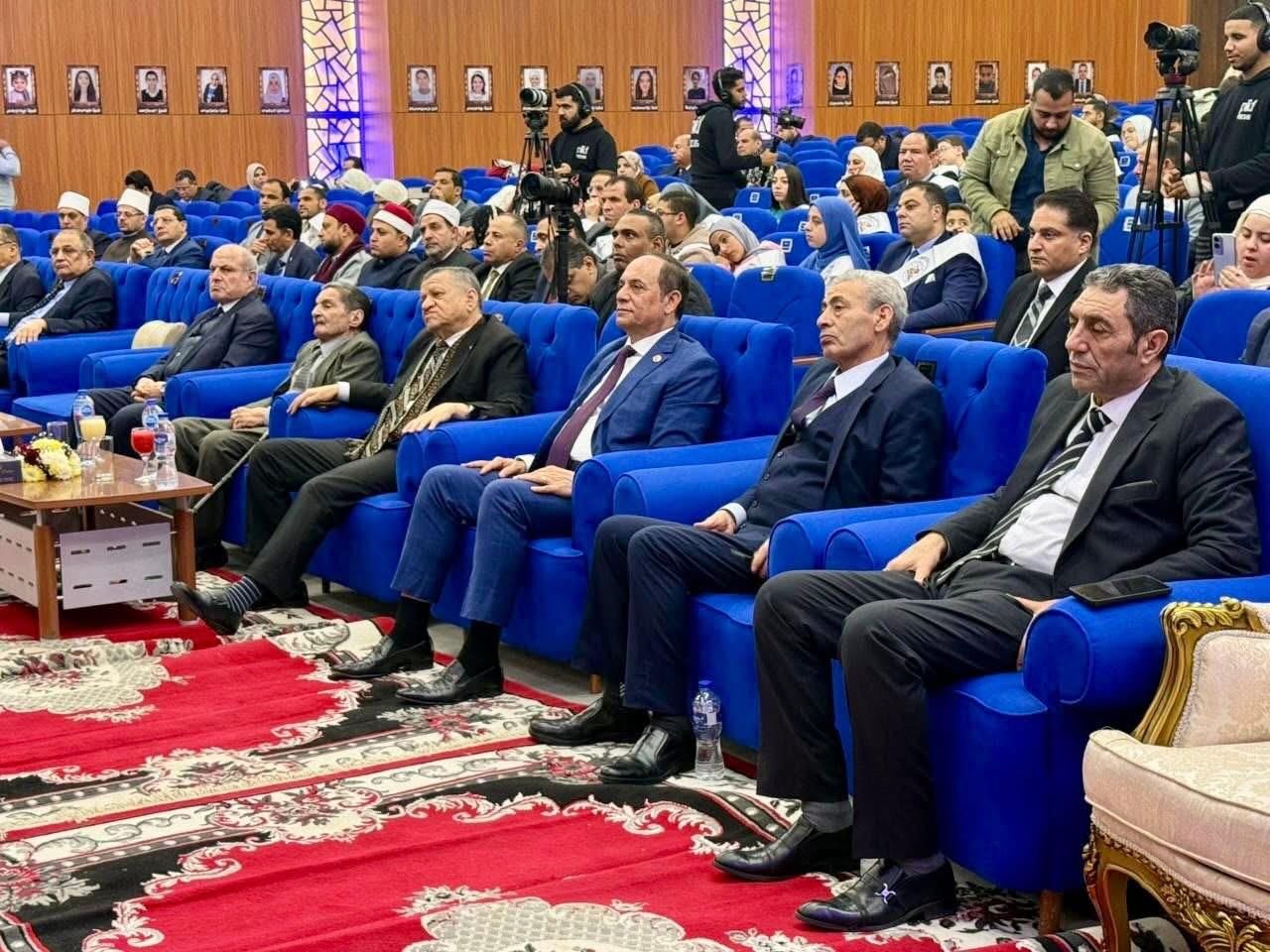 رئيس النيابة الإدارية ووزير الأوقاف يشهدان تكريم حفظة القرآن الكريم من أعضاء النيابة وأسرهم (9) رئيس النيابة الإدارية ووزير الأوقاف يشهدان تكريم حفظة القرآن الكريم من أعضاء النيابة وأسرهم (9)