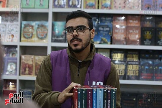 داخل معرض الكتاب داخل معرض الكتاب