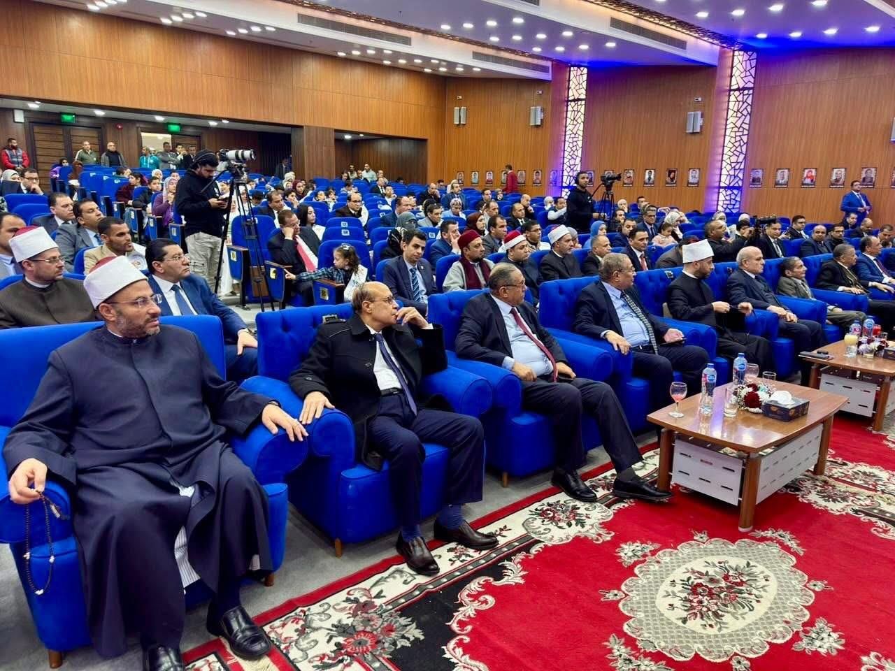 رئيس النيابة الإدارية ووزير الأوقاف يشهدان تكريم حفظة القرآن الكريم من أعضاء النيابة وأسرهم (7) رئيس النيابة الإدارية ووزير الأوقاف يشهدان تكريم حفظة القرآن الكريم من أعضاء النيابة وأسرهم (7)