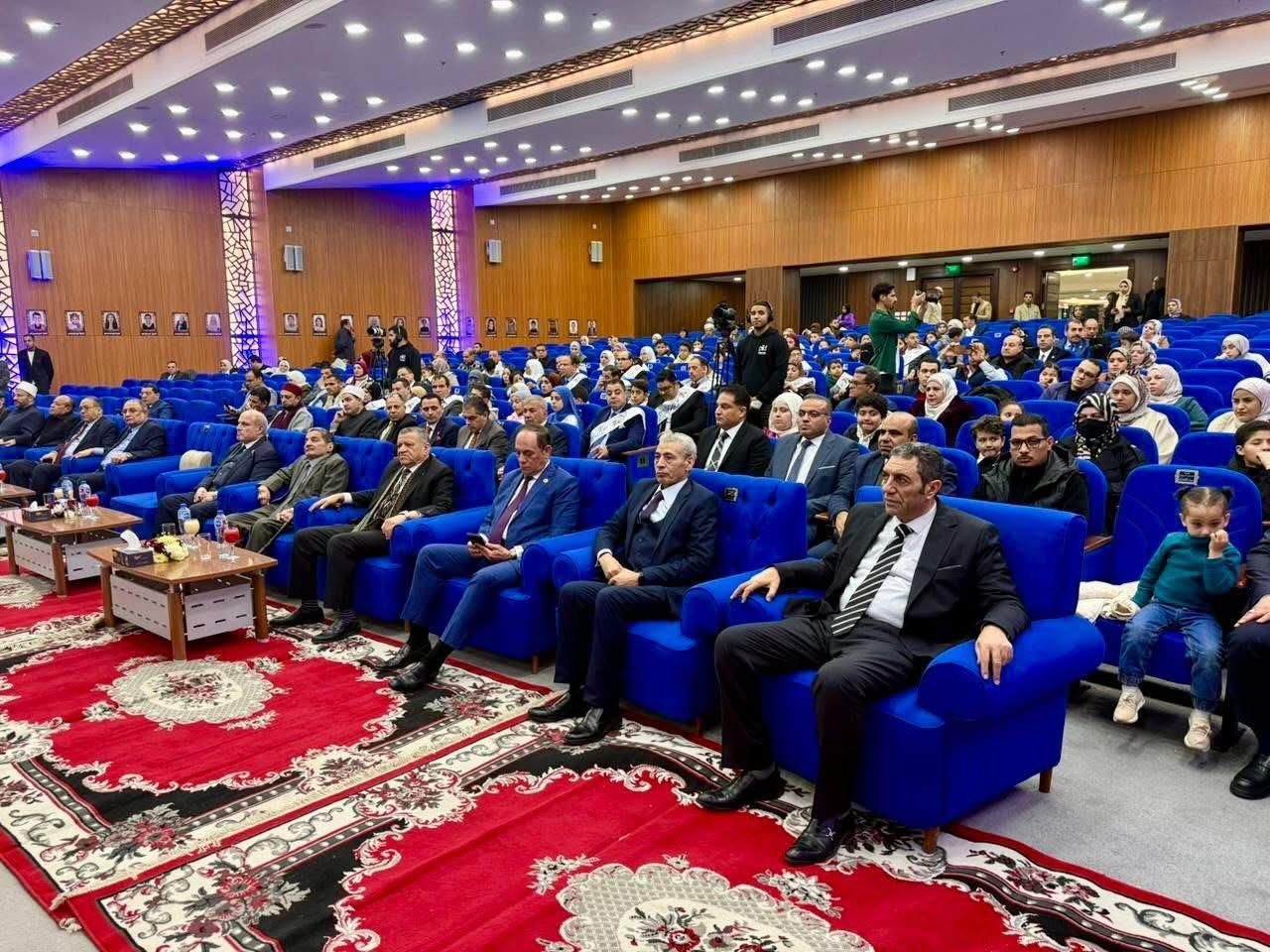 رئيس النيابة الإدارية ووزير الأوقاف يشهدان تكريم حفظة القرآن الكريم من أعضاء النيابة وأسرهم (6) رئيس النيابة الإدارية ووزير الأوقاف يشهدان تكريم حفظة القرآن الكريم من أعضاء النيابة وأسرهم (6)