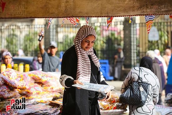شراء الديكورات الخاصة بشهر رمضان شراء الديكورات الخاصة بشهر رمضان