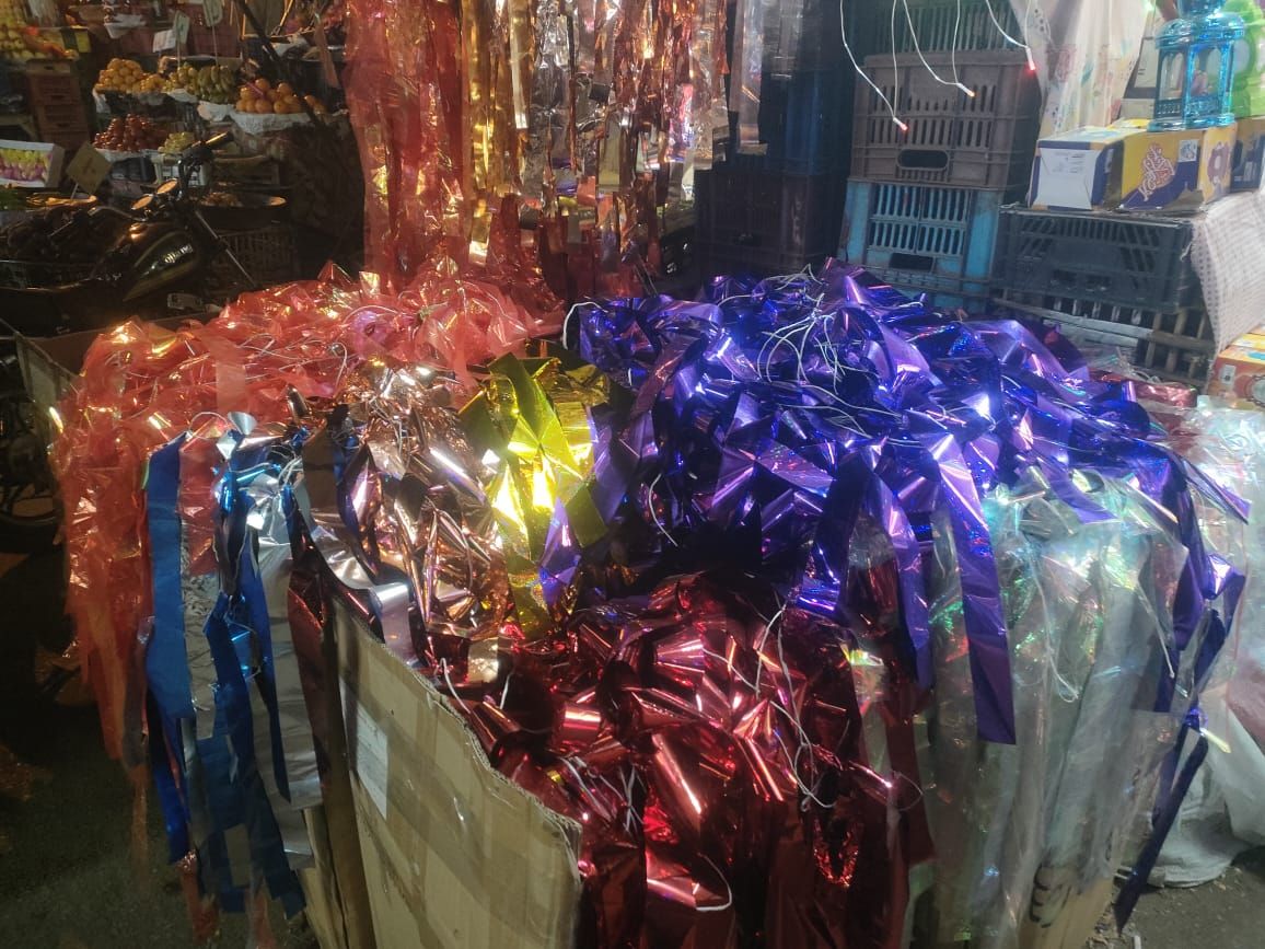 زينة لتجميل الشوارع والمحلات والمنازل قبل شهر رمضان زينة لتجميل الشوارع والمحلات والمنازل قبل شهر رمضان