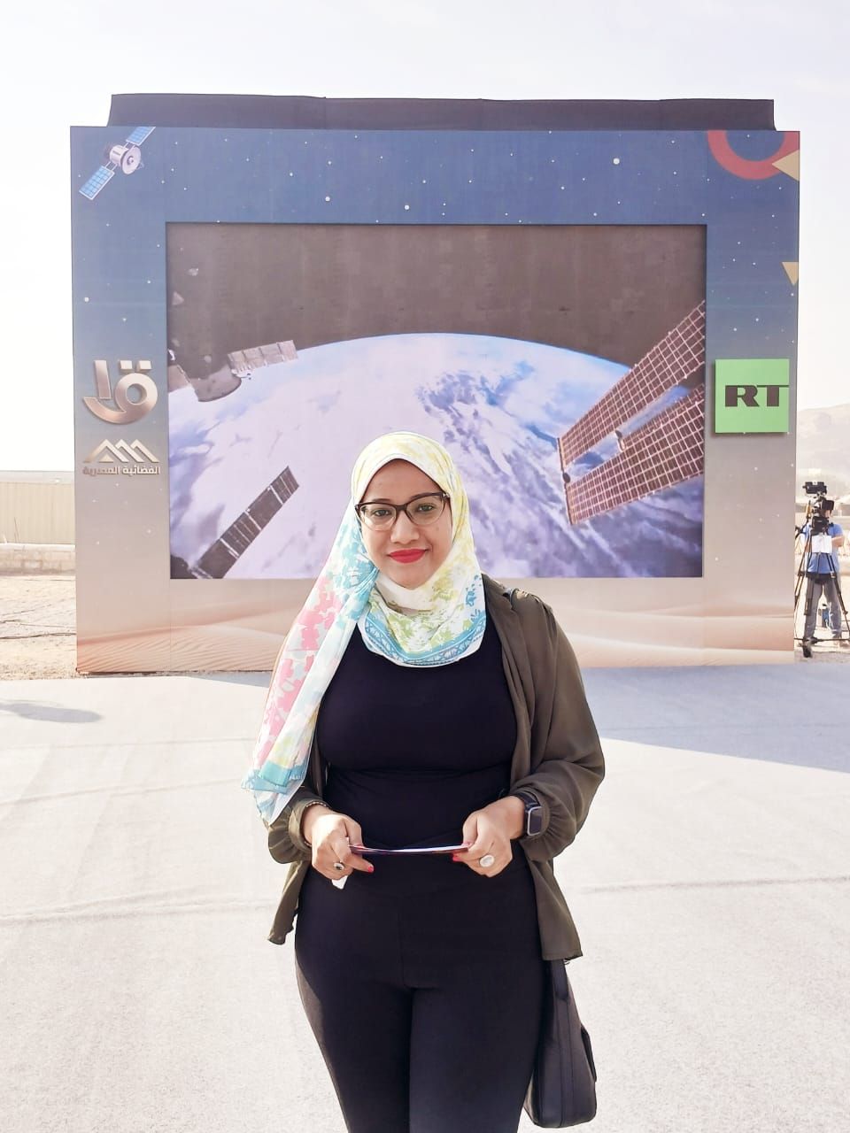 أميرة شحاتة فى حوار رائد الفضاء أميرة شحاتة فى حوار رائد الفضاء