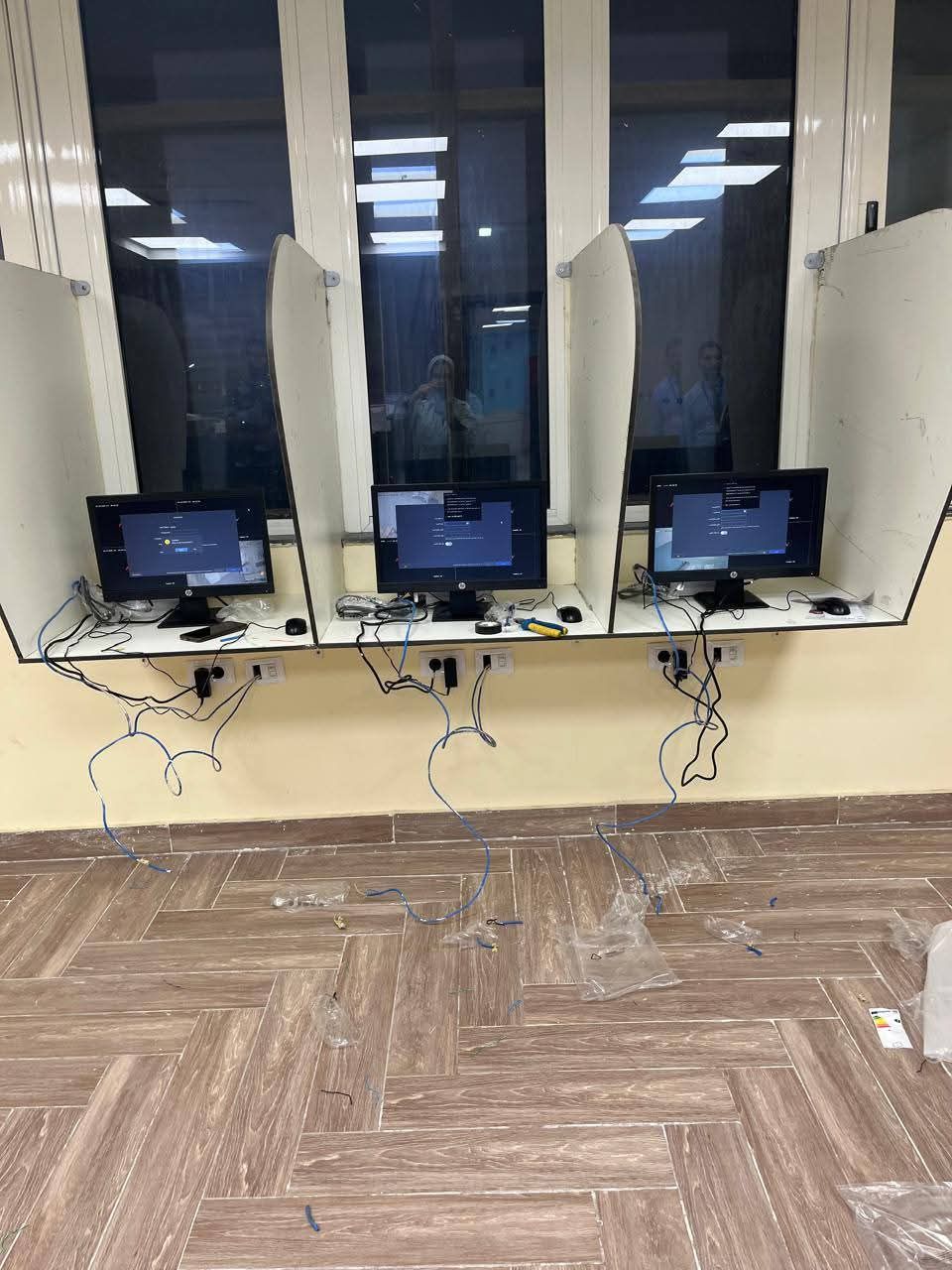 التجهيزات (1) التجهيزات (1)