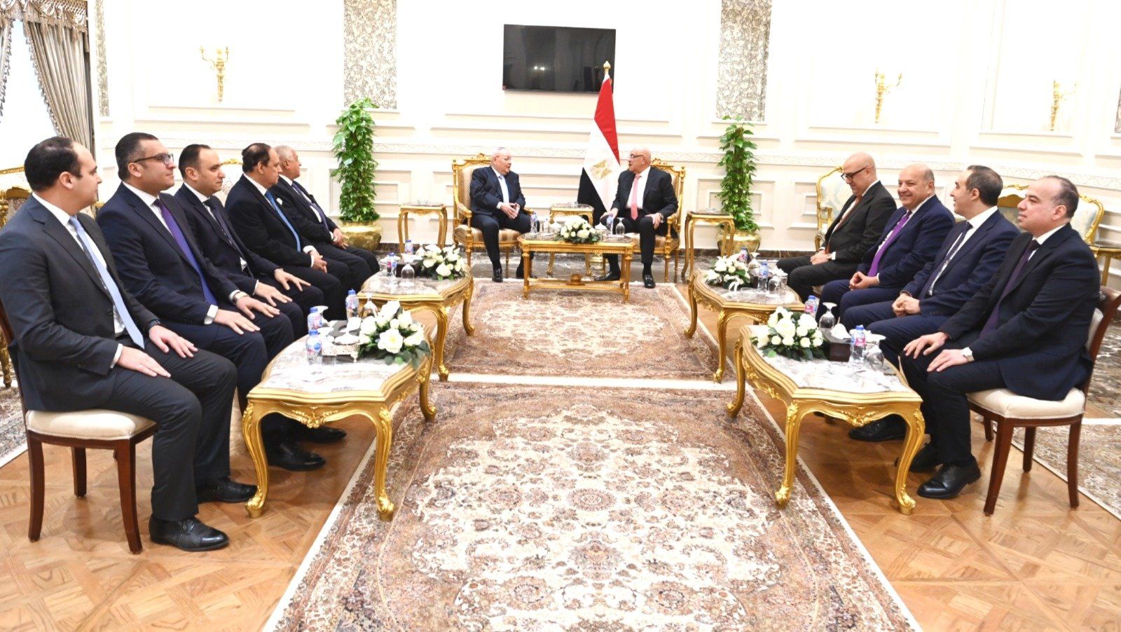 f5bd9616-95f5-4f92-a6ec-0943fbc04eb6 f5bd9616-95f5-4f92-a6ec-0943fbc04eb6