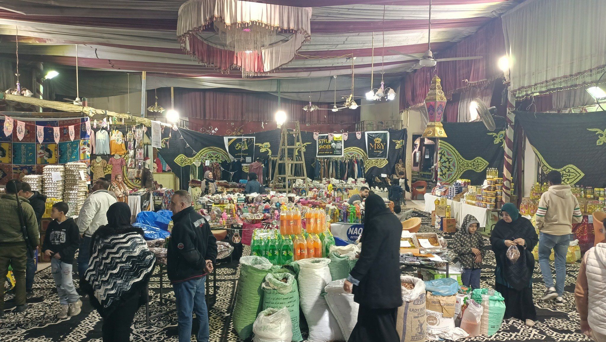 اقبال على معرض أهلا رمضان بدسوق اقبال على معرض أهلا رمضان بدسوق