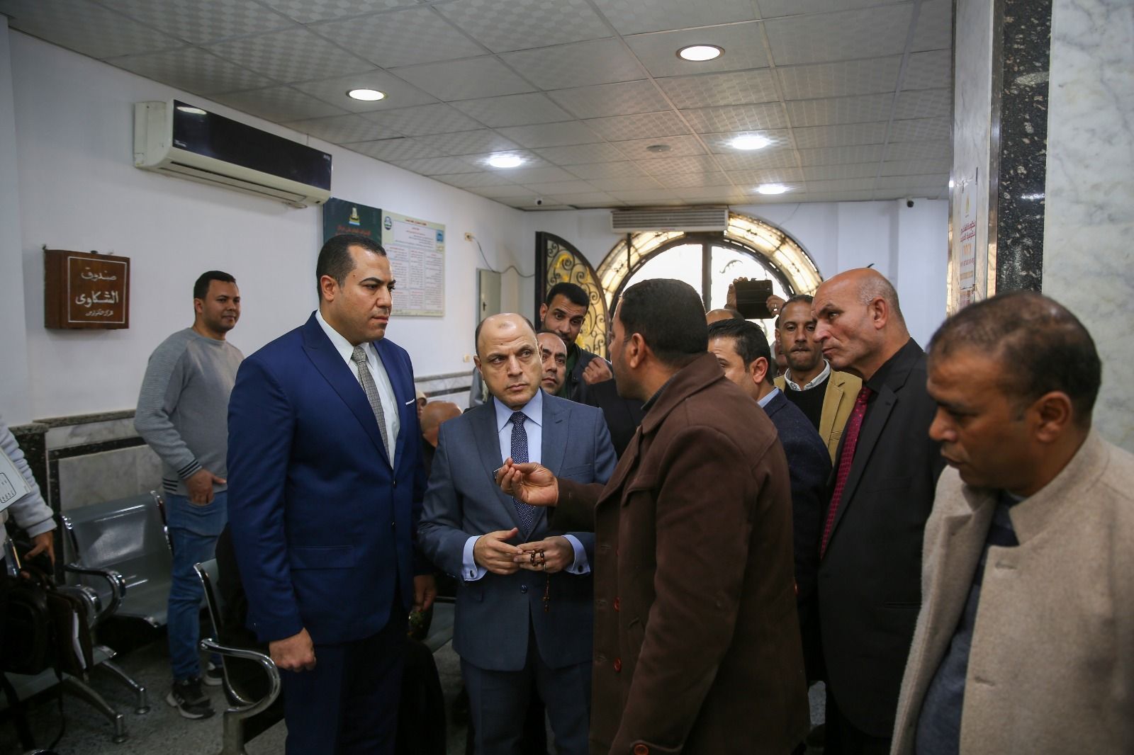 محافظ كفر الشيخ يستمع للمواطنين محافظ كفر الشيخ يستمع للمواطنين