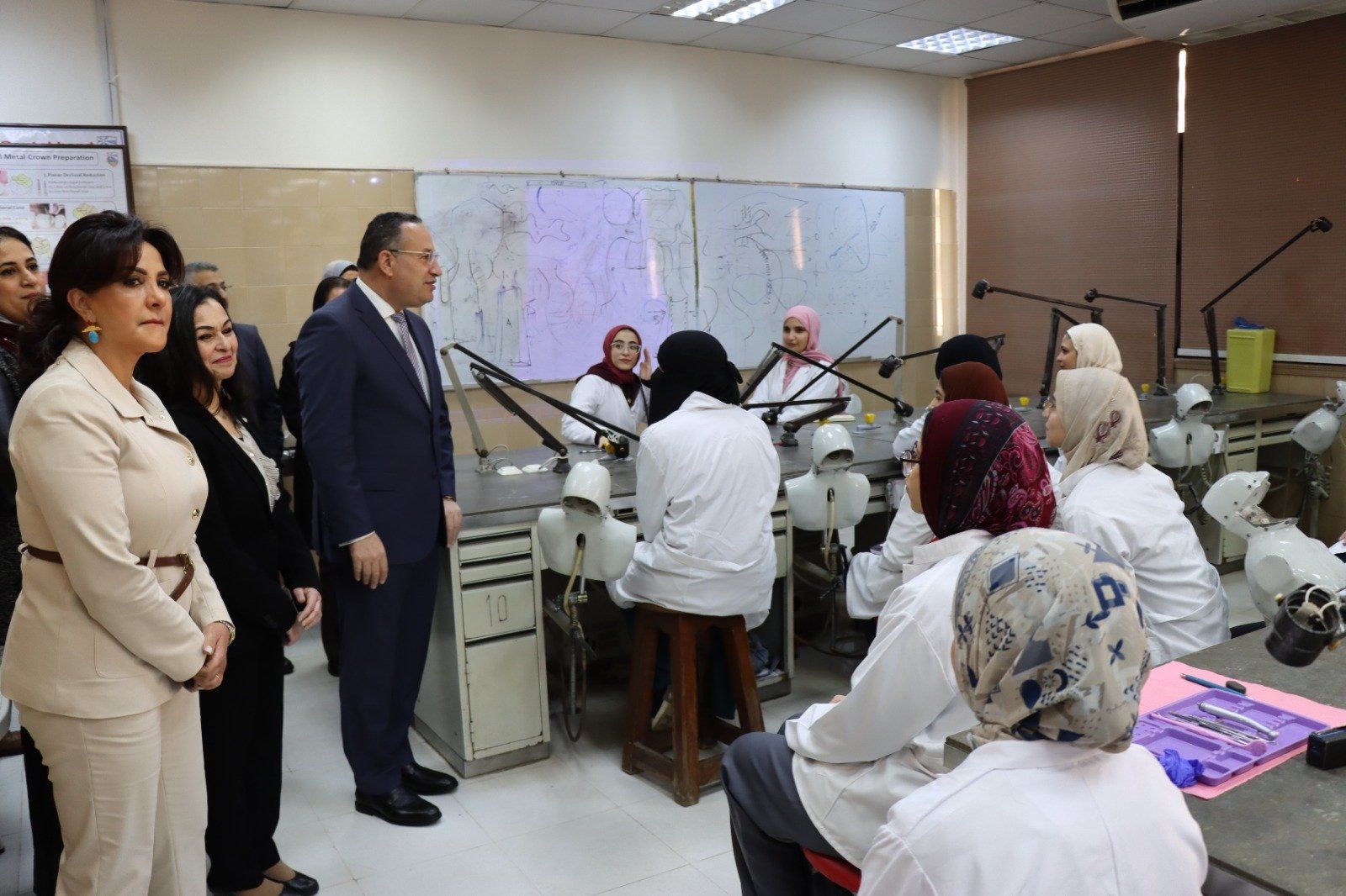 تنسيق مواعيد اليوم الجامعى تنسيق مواعيد اليوم الجامعى