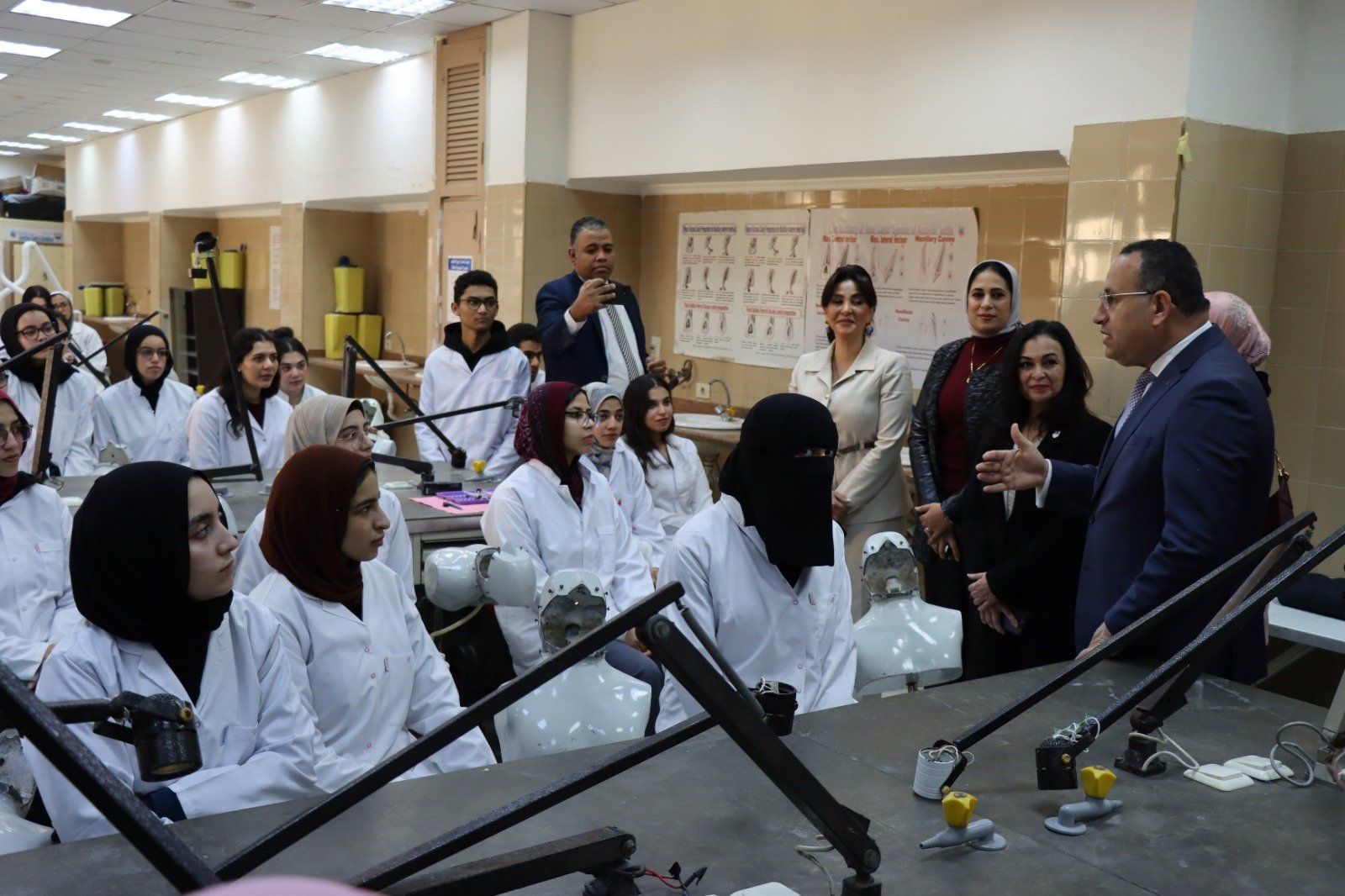 اليوم الدراسى الجامعى اليوم الدراسى الجامعى