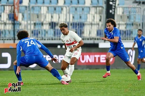 الشوط الاول بين الزمالك وسموحة ف الدوري المصري الشوط الاول بين الزمالك وسموحة ف الدوري المصري