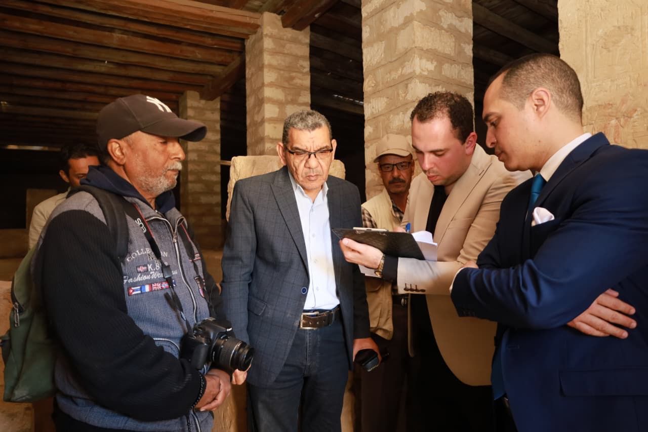 النيابة الإدارية تُعاين مقبرة «خنتي كا» بسقارة وتُصدر قرارات عاجلة (5)