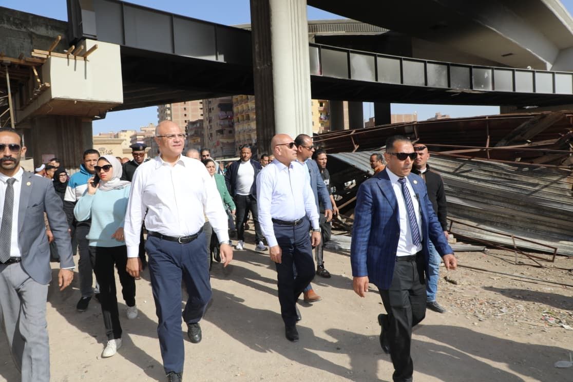 محافظا القاهرة والقليوبية يقودان حملة لرفع الإشغالات (1)