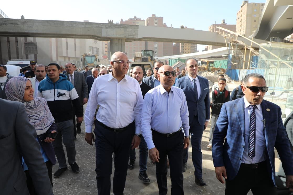 محافظا القاهرة والقليوبية يقودان حملة لرفع الإشغالات (3)
