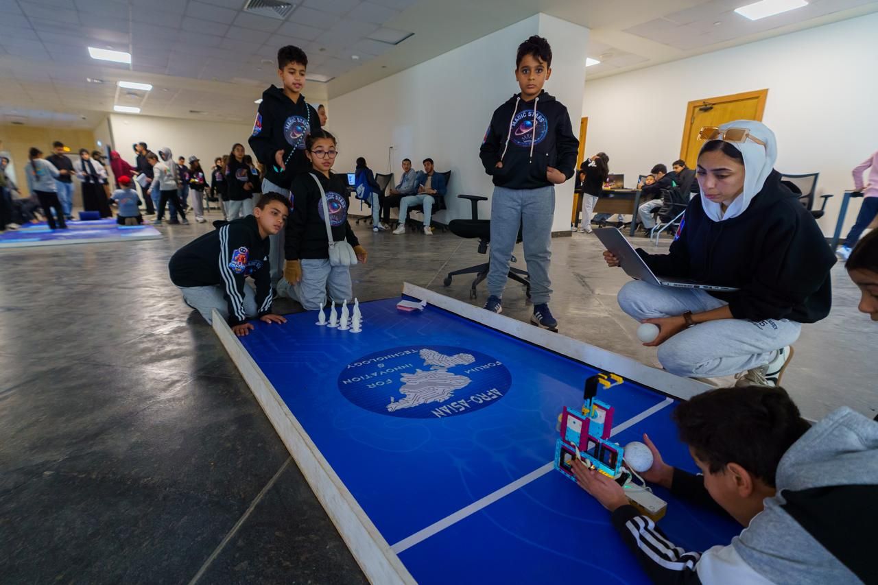 8eaf737c-6e0c-4c0c-bd52-a5db24c31858 8eaf737c-6e0c-4c0c-bd52-a5db24c31858