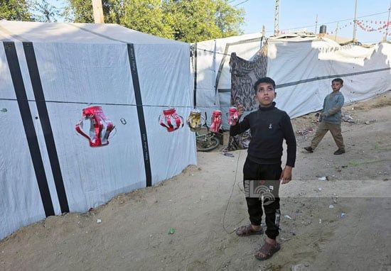 تعليق الزينة تعليق الزينة