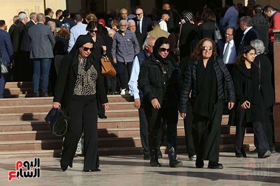 تشييع مهيب وسط دعوات بالرحمة