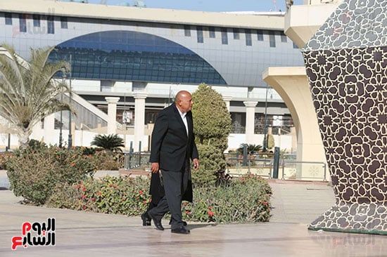 مشهد وداع يعكس الحب والتقدير