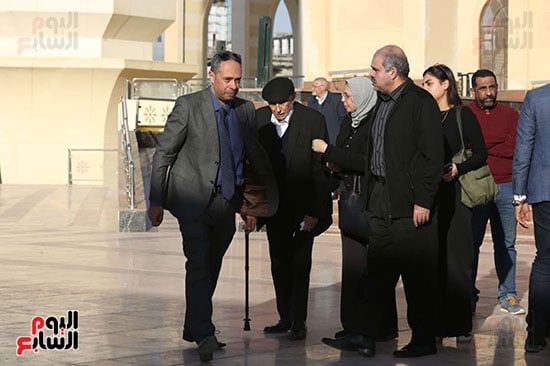 تشييع تملؤه مشاعر الحزن