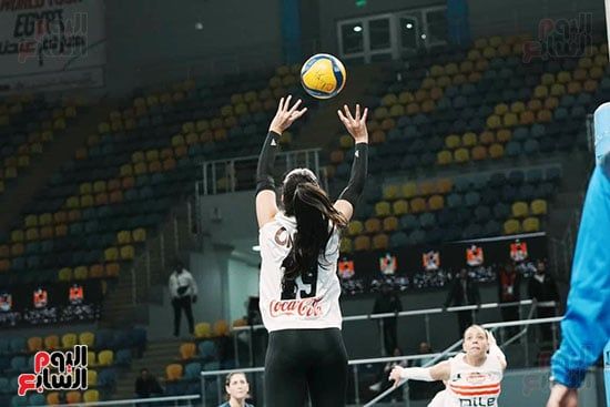 الأهلى يهزم الزمالك ويتوج بلقب كأس سوبر سيدات (7) الأهلى يهزم الزمالك ويتوج بلقب كأس سوبر سيدات (7)