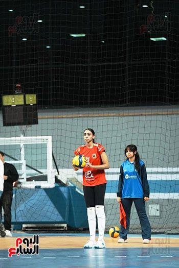 الأهلى يهزم الزمالك ويتوج بلقب كأس سوبر سيدات (14) الأهلى يهزم الزمالك ويتوج بلقب كأس سوبر سيدات (14)