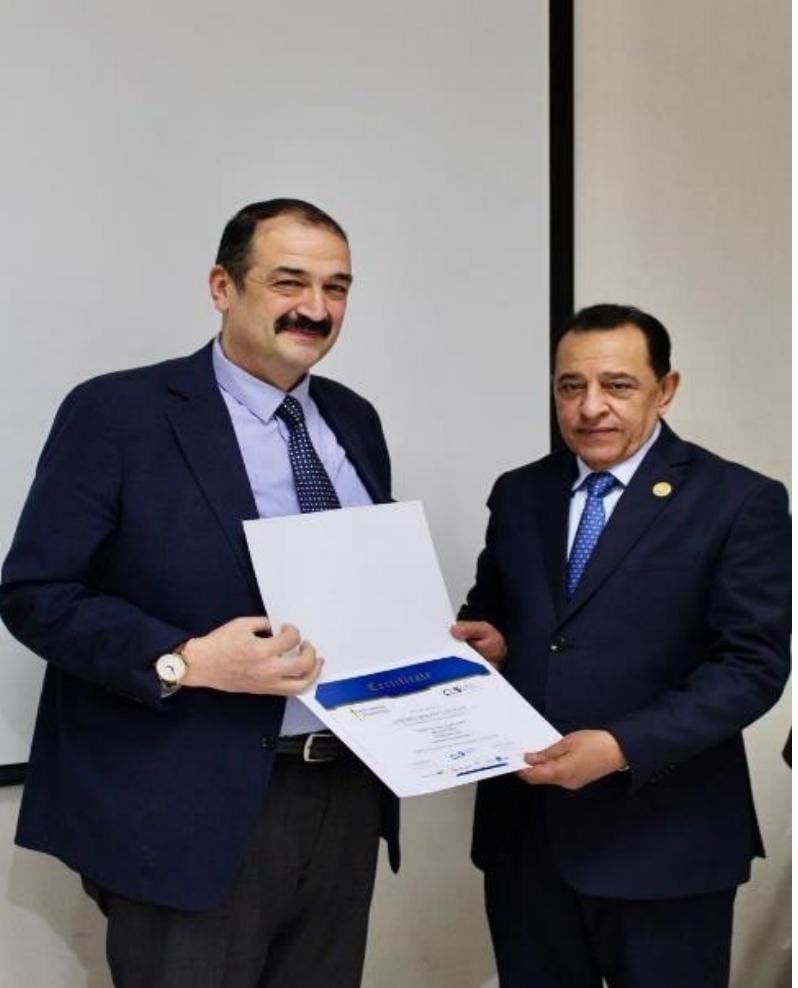 الدفعة الأولى من قضاة المحكمة ببرنامج التحول الرقمي في المؤسسات الحكومية (1) الدفعة الأولى من قضاة المحكمة ببرنامج التحول الرقمي في المؤسسات الحكومية (1)