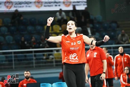 سيدات طائرة الأهلي (4) سيدات طائرة الأهلي (4)