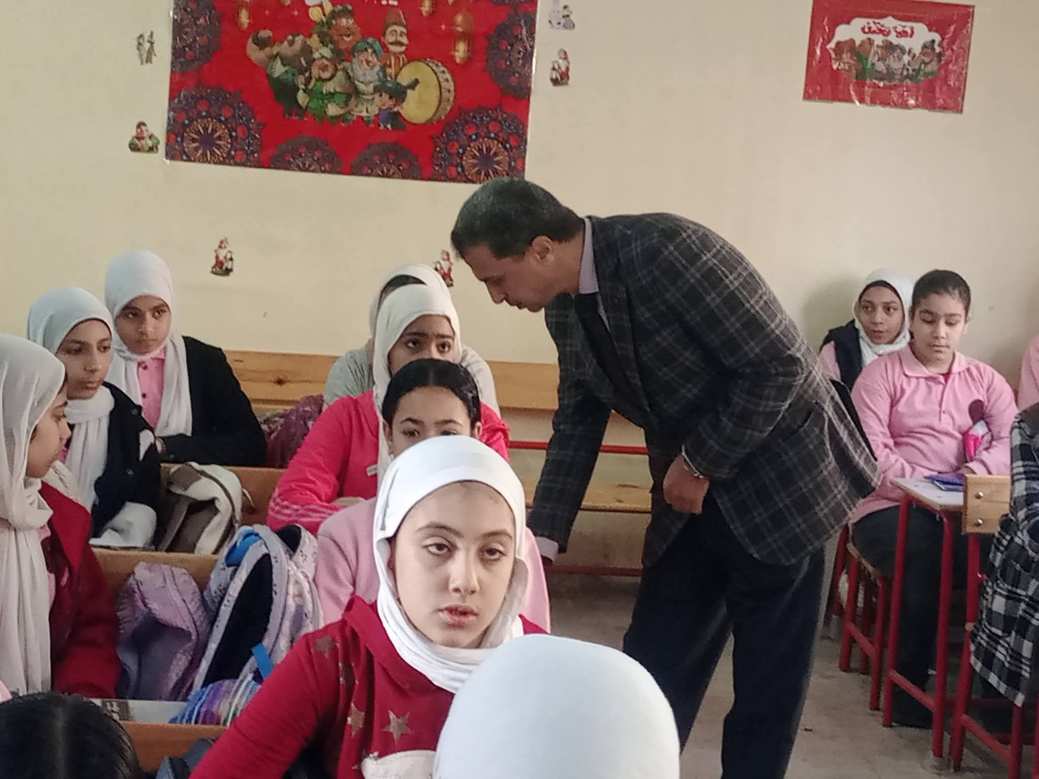 وكيل تعليم كفر الشيخ يتفقد الفصول وكيل تعليم كفر الشيخ يتفقد الفصول