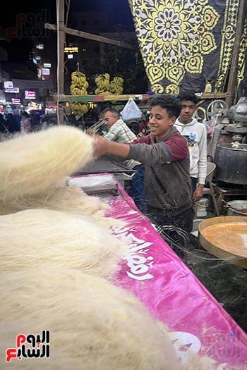 سعادة علي وجه صنايعي الكنافة البلدي سعادة علي وجه صنايعي الكنافة البلدي