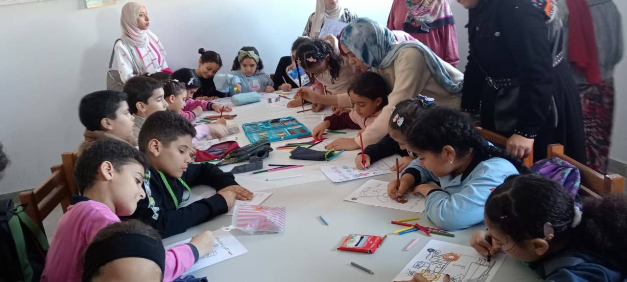 الإقبال على الورش الفنية بمتحف كفر الشيخ الإقبال على الورش الفنية بمتحف كفر الشيخ