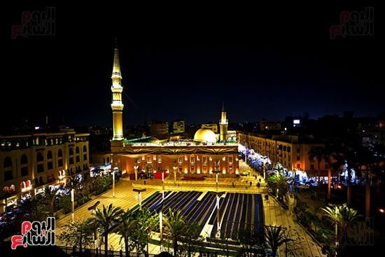 ساحة مسجد الحسين