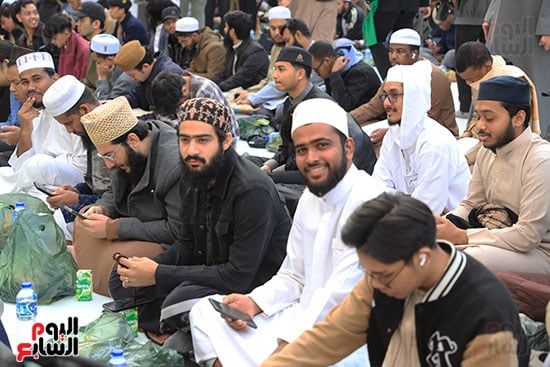 الطلاب فى حفل الإفطار الطلاب فى حفل الإفطار