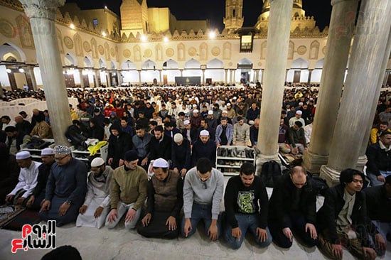 ألاف المصلين في اول ايام التراويح (3) ألاف المصلين في اول ايام التراويح (3)