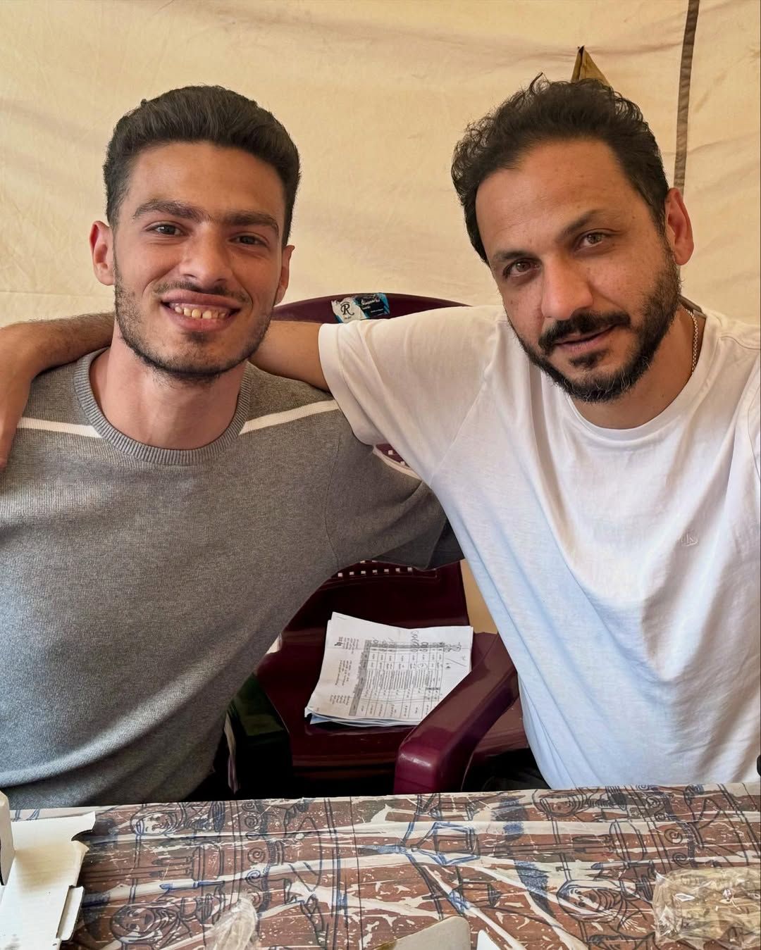 حسن مع بيتر ميمي حسن مع بيتر ميمي